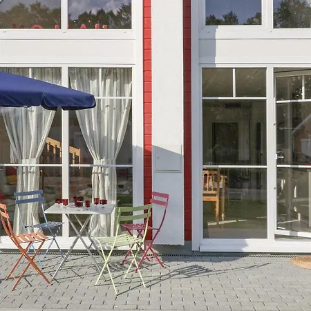2 Bedroom Awesome In Holiday home Zerpenschleuse